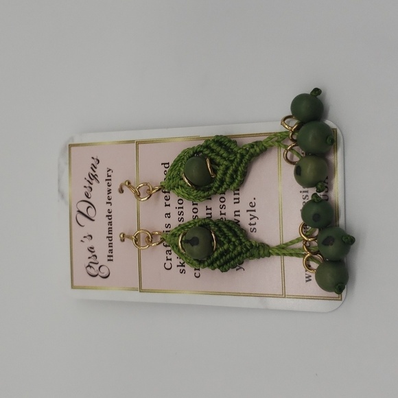 403- Macrame with Acai Seeds Handmade Dangle Earrings NWT - Picture 2 of 3